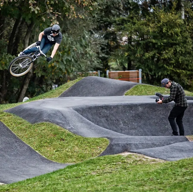 Schneestern Pumptrack 1_Markus Slavik Photography